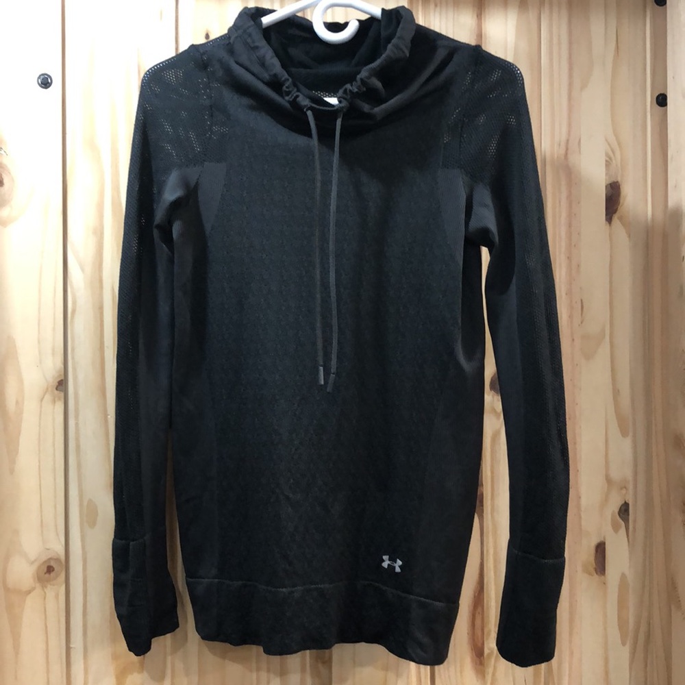 Long sleeve active top